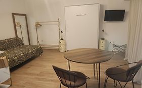 Emely Despacho Loft Port