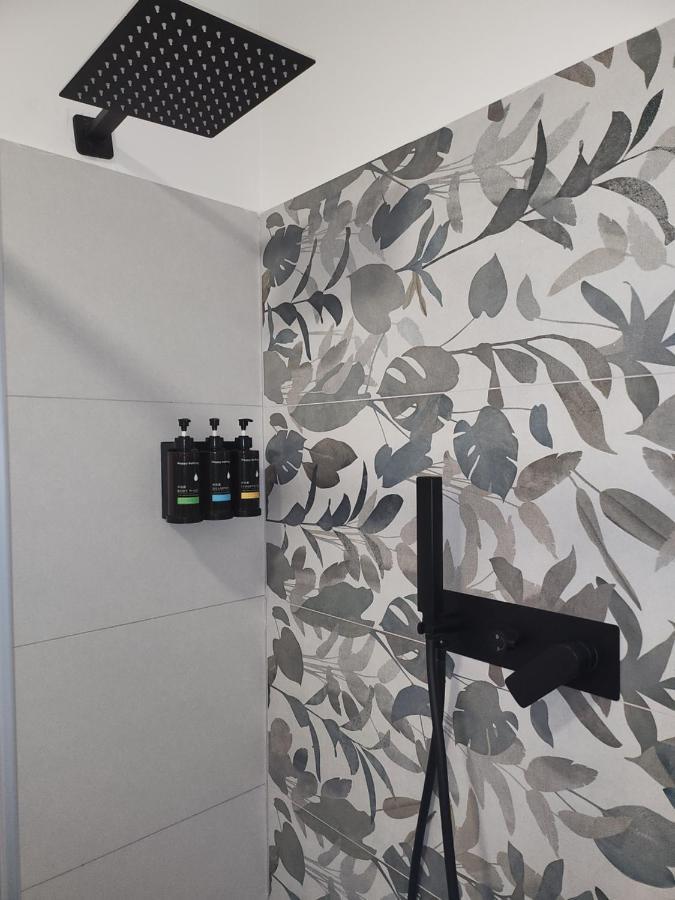 Emely Despacho Loft Port Valencia Exterior foto